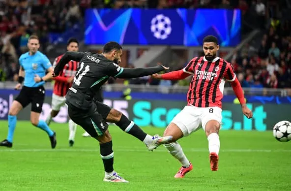 AC Milan 1-3 Liverpool: Đòn không chiến