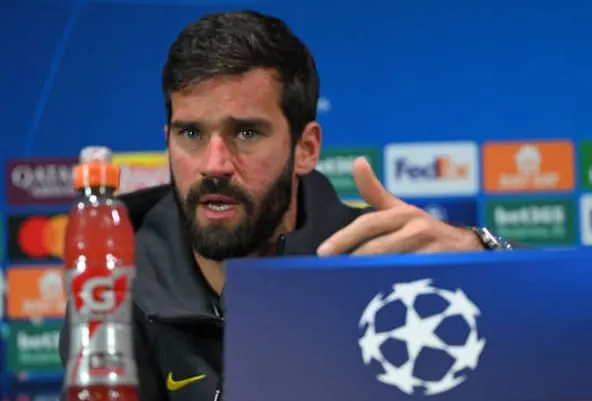 Alisson chỉ trích thể thức mới của Champions League