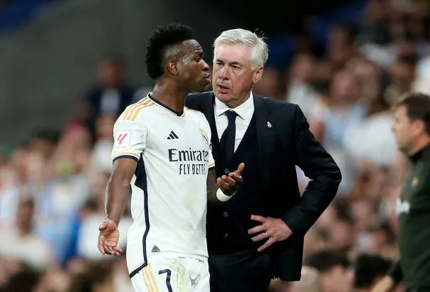 HLV Carlo Ancelotti chán ngán với Vinicius