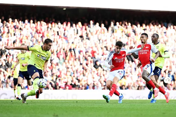 Arsenal 3-1 Southampton - Bản lĩnh ngược dòng