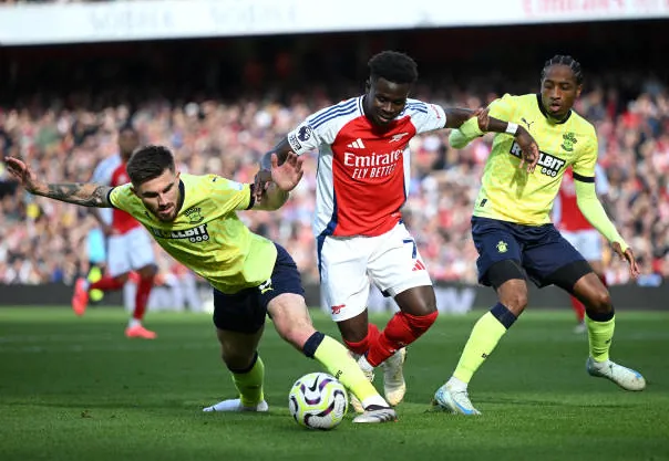 Arsenal 3-1 Southampton - Bản lĩnh ngược dòng