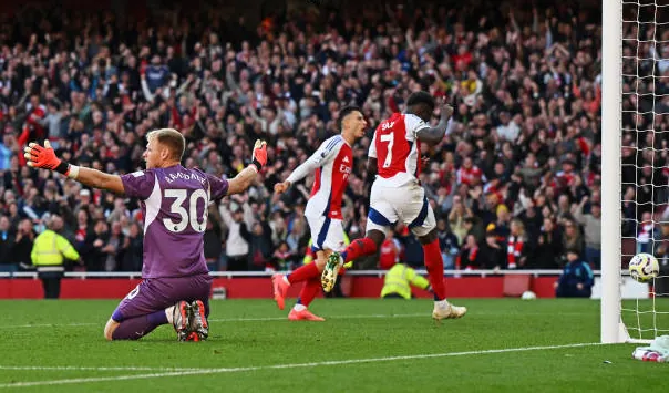 Arsenal 3-1 Southampton - Bản lĩnh ngược dòng