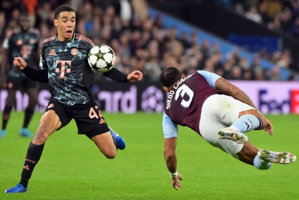 Aston Villa 1-0 Bayern - Ngày về ác mộng của Kane