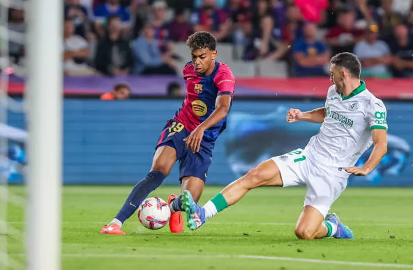 Barcelona 1-0 Getafe - Bàn thắng vàng của Lewy