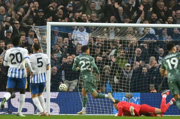 Brighton 3-2 Tottenham - Ngược dòng ngoạn mục