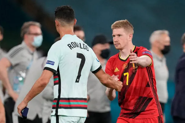 CR7 thúc giục Al-Nassr chiêu mộ De Bruyne bằng mọi giá