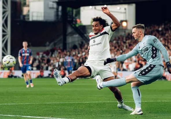 Crystal Palace 0-0 M.U: Lời khẳng định của Henderson