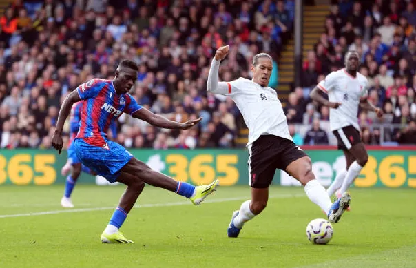 Crystal Palace 0-1 Liverpool - Củng cố ngôi đầu