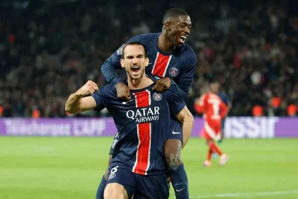 Dembele bùng nổ, PSG ngược dòng hạ gục Brest