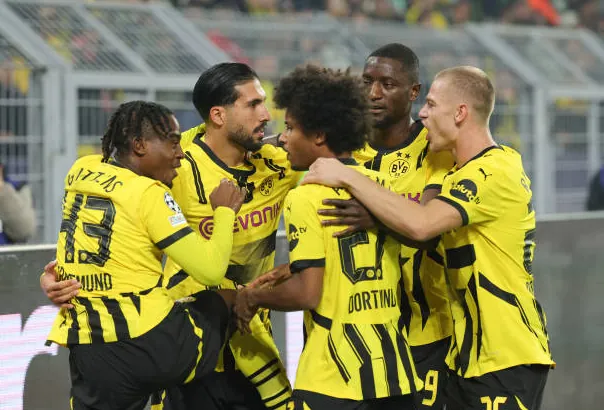 Adeyemi lập hat-trick, Dortmund đại thắng 7-1