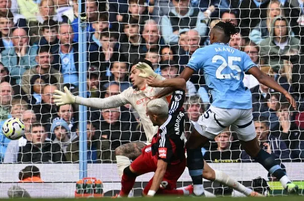 Haaland lại tịt ngòi, Man City thắng nhọc Fulham