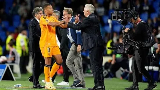 HLV Ancelotti khẳng định Mbappe vừa có trận đấu hay nhất cho Real