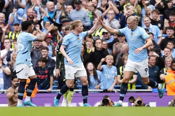 Man City 2-1 Brentford: Không thể cản ‘quái vật’