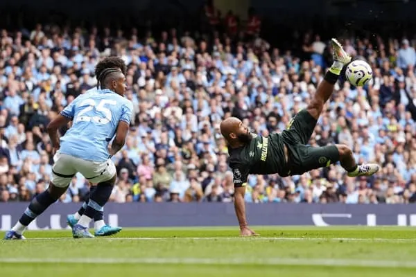 Man City 2-1 Brentford: Không thể cản ‘quái vật’