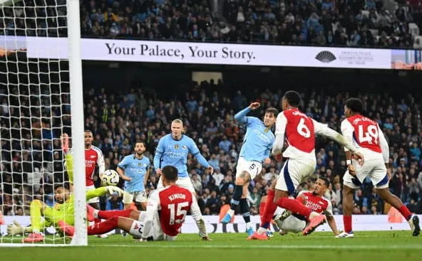 Man City 2-2 Arsenal: Vàng rơi phút 98