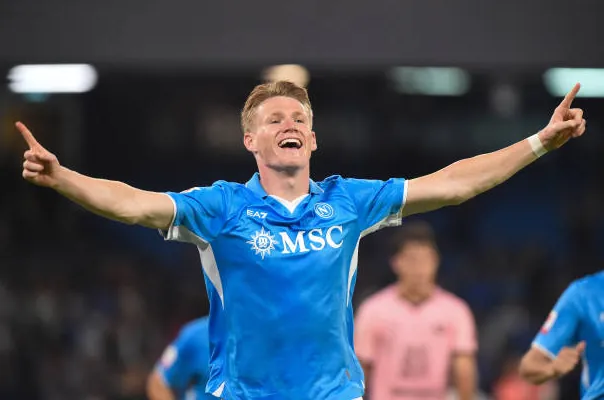 McTominay lần đầu ghi bàn, Napoli thắng huỷ diệt