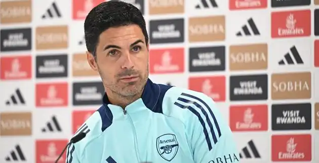 Mikel Arteta đáp trả chỉ trích về chiến thuật của Arsenal