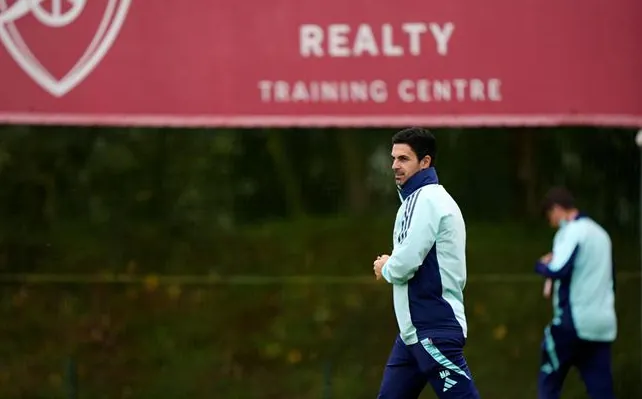 Mikel Arteta phản ứng trước thông tin Dembele bị PSG kỷ luật