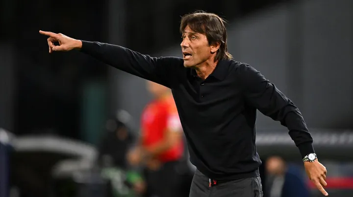 Đừng đùa với Napoli của Antonio Conte!