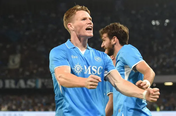 Lên ngôi đầu Serie A, Conte nức nở khen McTominay