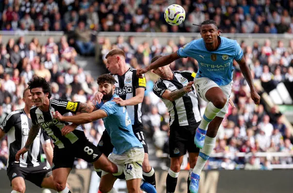 Newcastle 1-1 Man City - Bài toán khó của Pep