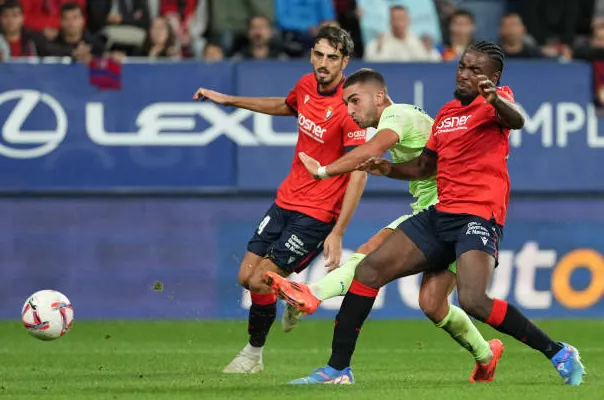 Osasuna 4-2 Barcelona - Tâm phục khẩu phục