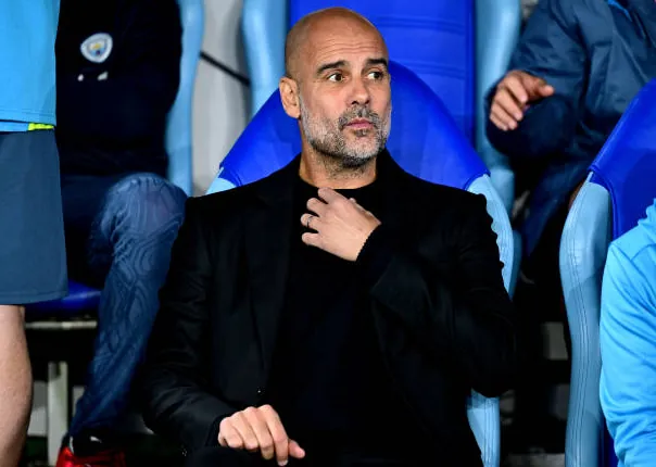 Pep Guardiola mỉa mai Premier League