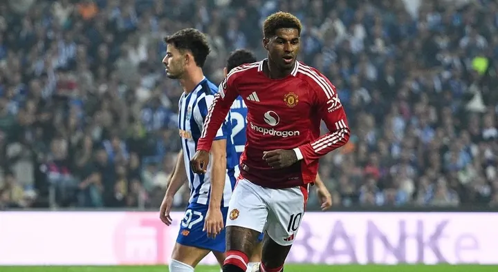 Rashford bị rút ra nghỉ chỉ sau 45 phút