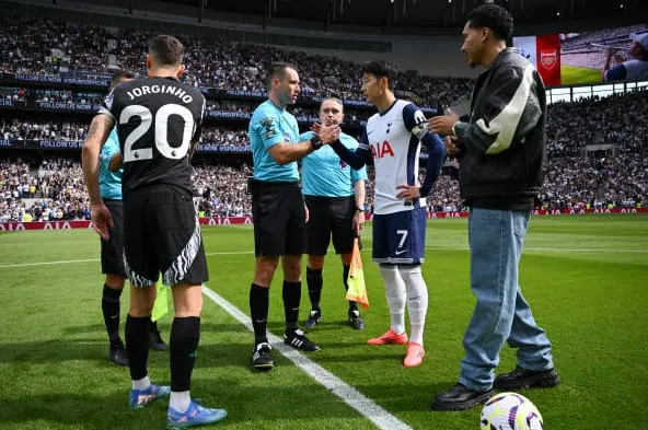 Tottenham 0-1 Arsenal: Khác biệt từ bóng chết