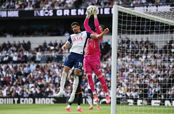 Tottenham 0-1 Arsenal: Khác biệt từ bóng chết