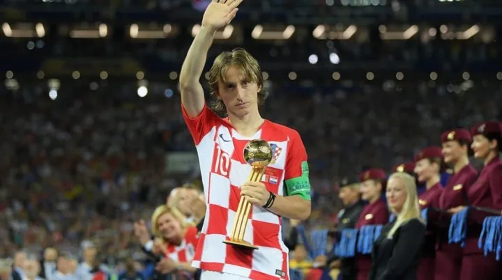 Modric với ký ức màu áo ca rô