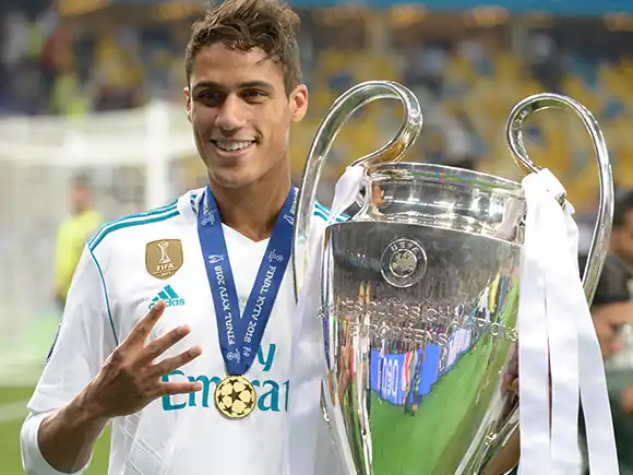 Varane treo giày, NHM tiếc hùi hụi