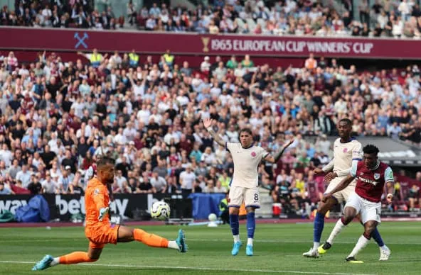 West Ham 0-3 Chelsea: Jackson ‘lên đồng’